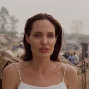 Angelina Jolie amaigri dans les premières images de First They Killed My Father (D'abord ils ont tué mon père)