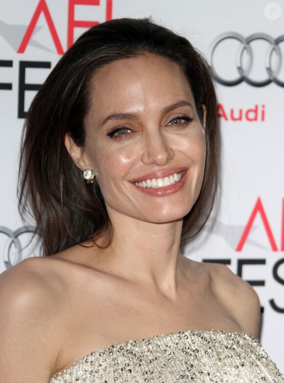 Angelina Jolie - Première de "By the Sea" à Los Angeles le 5 novembre 2015. © CPA/Bestimage