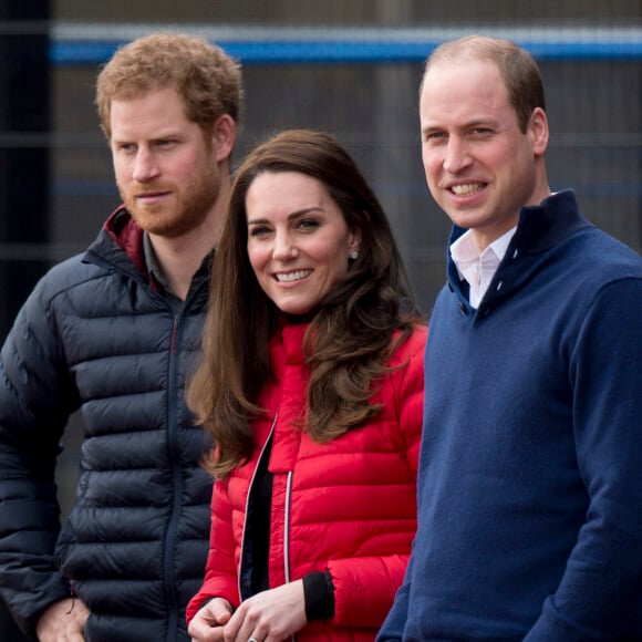 Le prince William, la duchesse Catherine de Cambridge et le prince Harry participaient le 5 février 2017 à une journée d'entraînement en vue du marathon de Londres au parc olympique Reine Elizabeth, une opération pour le compte de leur campagne en faveur de la santé mentale Heads Together.