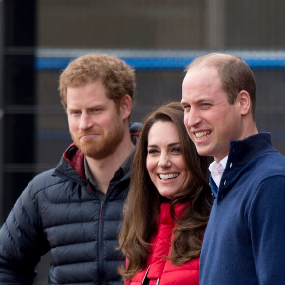 Le prince William, la duchesse Catherine de Cambridge et le prince Harry participaient le 5 février 2017 à une journée d'entraînement en vue du marathon de Londres au parc olympique Reine Elizabeth, une opération pour le compte de leur campagne en faveur de la santé mentale Heads Together.