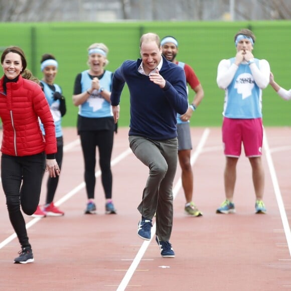 Le prince William, la duchesse Catherine de Cambridge et le prince Harry participaient le 5 février 2017 à une journée d'entraînement en vue du marathon de Londres au parc olympique Reine Elizabeth, une opération pour le compte de leur campagne en faveur de la santé mentale Heads Together.