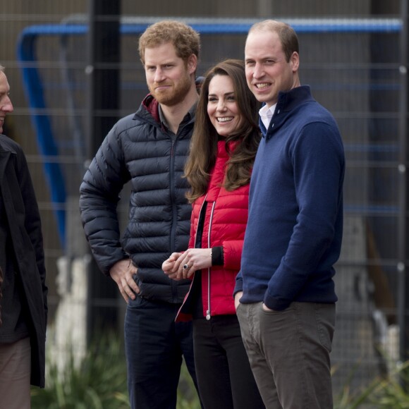 Le prince William, la duchesse Catherine de Cambridge et le prince Harry participaient le 5 février 2017 à une journée d'entraînement en vue du marathon de Londres au parc olympique Reine Elizabeth, une opération pour le compte de leur campagne en faveur de la santé mentale Heads Together.