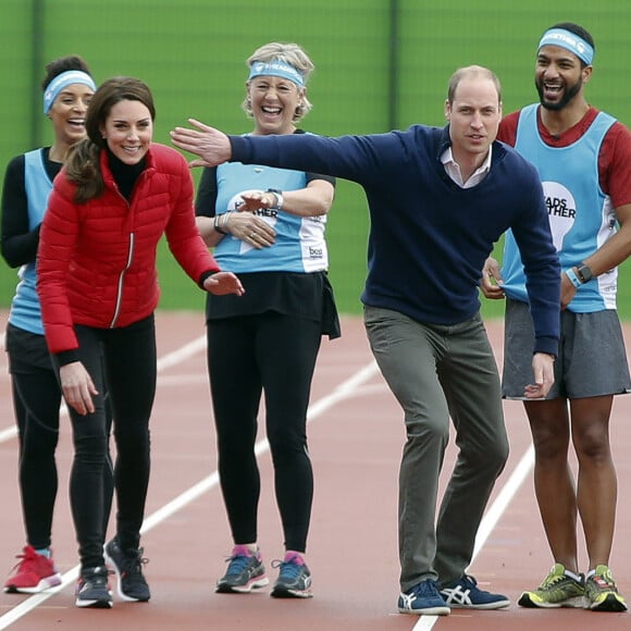 Le prince William, la duchesse Catherine de Cambridge et le prince Harry participaient le 5 février 2017 à une journée d'entraînement en vue du marathon de Londres au parc olympique Reine Elizabeth, une opération pour le compte de leur campagne en faveur de la santé mentale Heads Together.