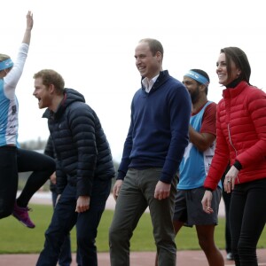 Le prince William, la duchesse Catherine de Cambridge et le prince Harry participaient le 5 février 2017 à une journée d'entraînement en vue du marathon de Londres au parc olympique Reine Elizabeth, une opération pour le compte de leur campagne en faveur de la santé mentale Heads Together.