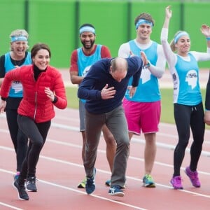 Le prince William, la duchesse Catherine de Cambridge et le prince Harry participaient le 5 février 2017 à une journée d'entraînement en vue du marathon de Londres au parc olympique Reine Elizabeth, une opération pour le compte de leur campagne en faveur de la santé mentale Heads Together.