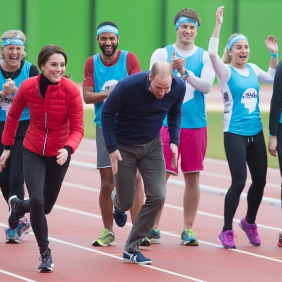 Le prince William, la duchesse Catherine de Cambridge et le prince Harry participaient le 5 février 2017 à une journée d'entraînement en vue du marathon de Londres au parc olympique Reine Elizabeth, une opération pour le compte de leur campagne en faveur de la santé mentale Heads Together.