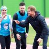 Ça se chambre entre frères... Le prince William, la duchesse Catherine de Cambridge et le prince Harry participaient le 5 février 2017 à une journée d'entraînement en vue du marathon de Londres au parc olympique Reine Elizabeth, une opération pour le compte de leur campagne en faveur de la santé mentale Heads Together.