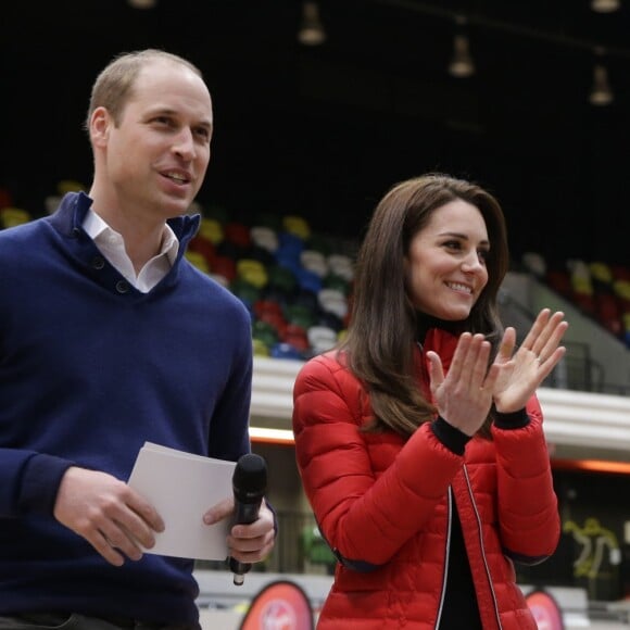 Le prince William, la duchesse Catherine de Cambridge et le prince Harry ont pris part le 5 février 2017 à une journée d'entraînement en vue du marathon de Londres au parc olympique Reine Elizabeth, une opération pour le compte de leur campagne en faveur de la santé mentale Heads Together.