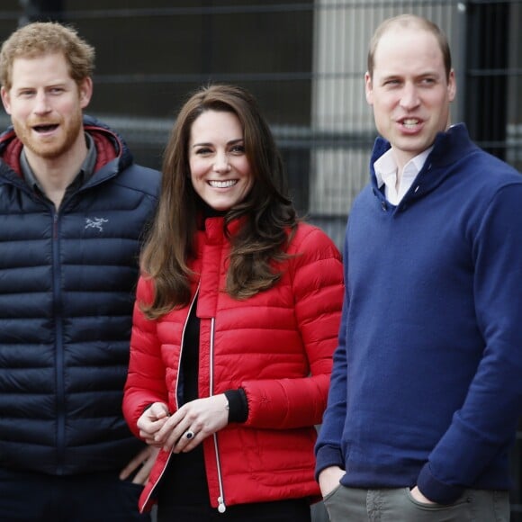 Le prince William, la duchesse Catherine de Cambridge et le prince Harry ont pris part le 5 février 2017 à une journée d'entraînement en vue du marathon de Londres au parc olympique Reine Elizabeth, une opération pour le compte de leur campagne en faveur de la santé mentale Heads Together.