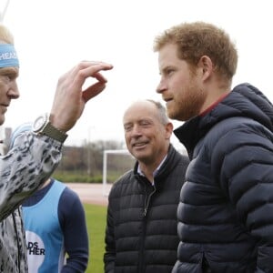 Le prince William, la duchesse Catherine de Cambridge et le prince Harry ont pris part le 5 février 2017 à une journée d'entraînement en vue du marathon de Londres au parc olympique Reine Elizabeth, une opération pour le compte de leur campagne en faveur de la santé mentale Heads Together.