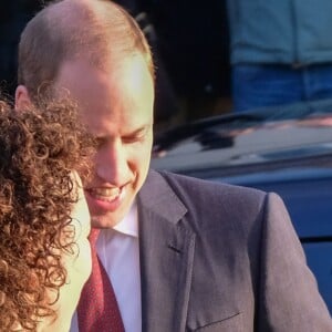 Le prince William et la duchesse Catherine de Cambridge visitaient le 6 février 2017 l'école primaire Mitchell Brook, dans le quartier de Brent à Londres, pour le lancement de la Semaine de la santé mentale des enfants et la remise de la Coupe de la Gentillesse avec l'association Place2Be, membre de Heads Together.