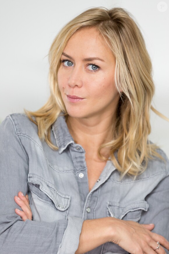 Exclusif - Enora Malagré en interview pour Purepeople.com à Levallois-Perret le 8 février 2017.
