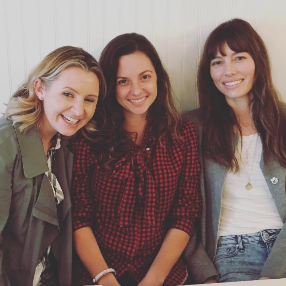 Beverley Mitchell, Mackenzie Rosman et Jessica Biel sur une photo publiée sur Instagram le 9 février 2017