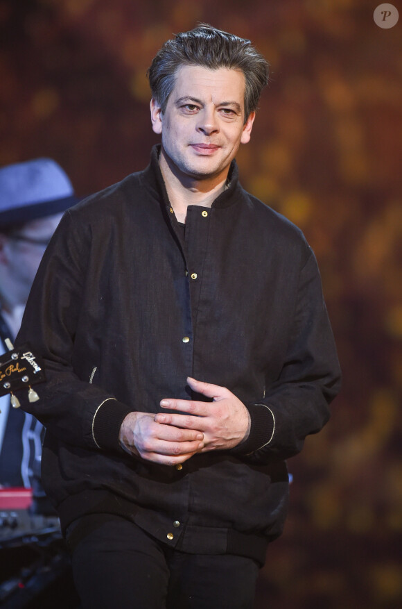 Benjamin Biolay lors des 32e Victoires de la Musique 2017 le 10 février au Zénith de Paris, où il a reçu la Victoire de l'album de chansons de l'année.