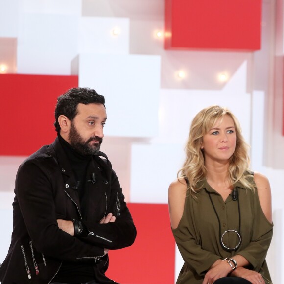 Exclusif - Cyril Hanouna et Enora Malagré - Enregistrement de l'émission "Vivement la télé" de Michel Drucker au Studio Gabriel avec une partie de l'équipe de Touche pas à mon poste (TPMP) le 9 novembre 2016. L'émission sera diffusée sur France 2 le 13 novembre 2016. © Dominique Jacovides / Bestimage