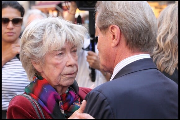 Evelyne Pisier et Bernard Kouchner aux obsèques de Marie-France Pisier à Paris le 5 mai 2011