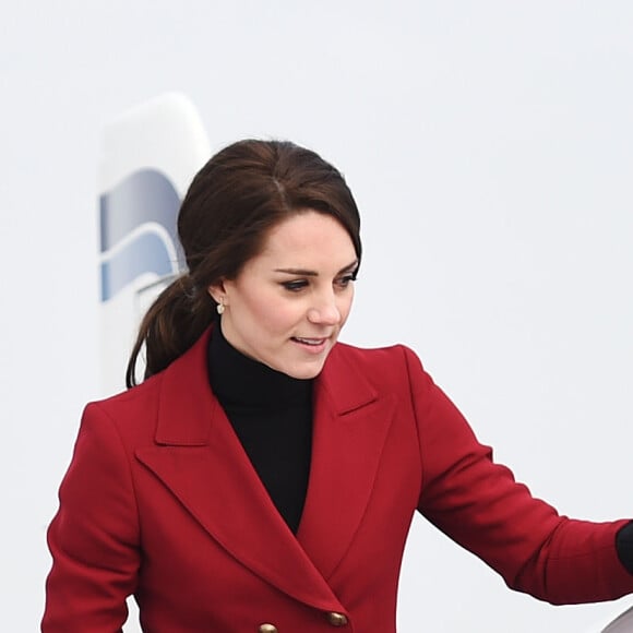 La duchesse Catherine de Cambridge lors de sa visite à la base RAF Wittering dans le Cambridgeshire en tant que marraine et commandante honoraire des cadets de l'Armée de l'Air, le 14 février 2017.