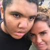Katie Price avec son fils Harvey, 14 ans, fruit de sa brève relation avec Dwight York. Harvey est autiste et souffre du syndrome de Prader-Willi. Photo Instagram 18 février 2017.