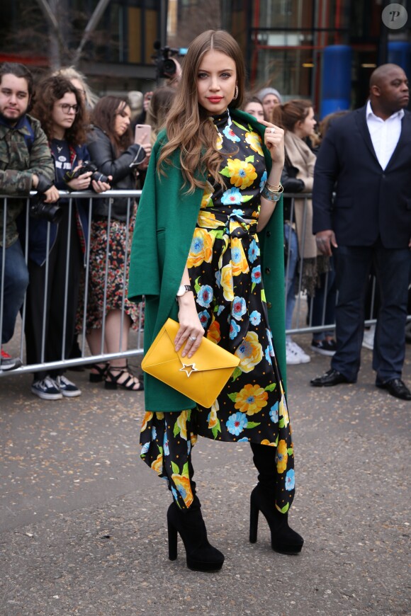 Xenia Tchoumitcheva - Défilé de mode Topshop Unique lors de la Fashion Week de Londres, le 19 février 2017.