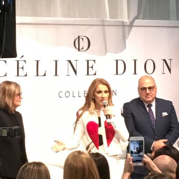 Céline Dion a présenté sa collection de maroquinerie avec Bugatti, à Las Vegas, le 21 février 2017