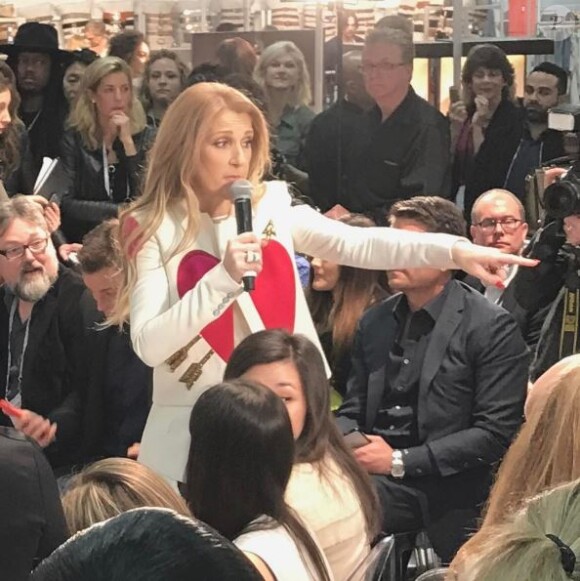 La chanteuse Céline Dion présente sa collection en partenariat avec Bugatti, à Las Vegas le 21 février 2017