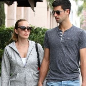 Exclusif - Novak Djokovic et sa femme Jelena Ristic promènent leurs chiens à West Hollywood, le 10 mars 2015.