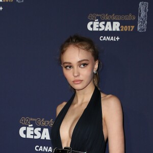 Lily-Rose Depp, nominée meilleur espoir féminin pour le film "La Danseuse" au photocall de la 42ème cérémonie des César à la salle Pleyel à Paris le 24 février 2017. © Dominique Jacovides / Oliver Borde / Bestimage