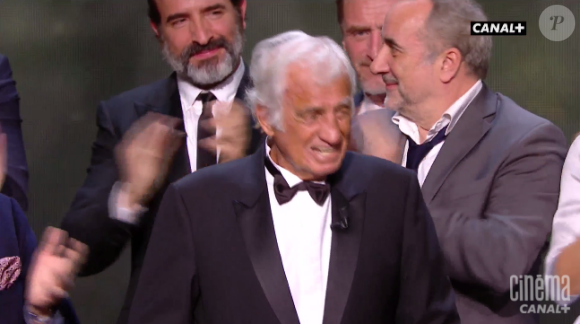 Hommage à Jean-Paul Belmondo aux César 2017.