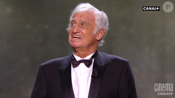 Hommage à Jean-Paul Belmondo aux César 2017.
