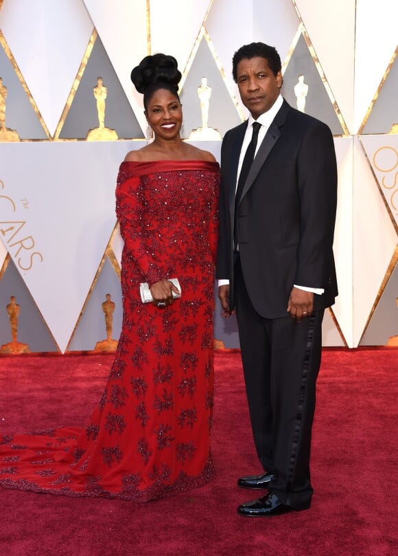 Denzel Washington et sa femme Pauletta - Les célébrités arrivent à la 89ème cérémonie des Oscars au Hollywood & Highland Center à Hollywood, le 26 février 2017.