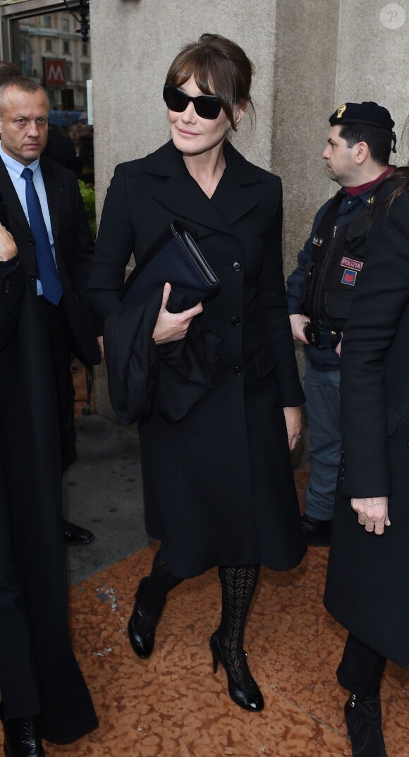 Carla Bruni-Sarkozy - Cérémonie religieuse à Milan en l'honneur de Franca Sozzani, rédactrice en chef de Vogue Italie décédée le 22 décembre 2016. Milan, le 27 février 2017.