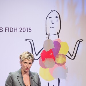 Maïtena Biraben au Dîner de la FIDH (Fédération International des Droits de l'Homme) à l'Hôtel de Ville de Paris le 8 décembre 2015.