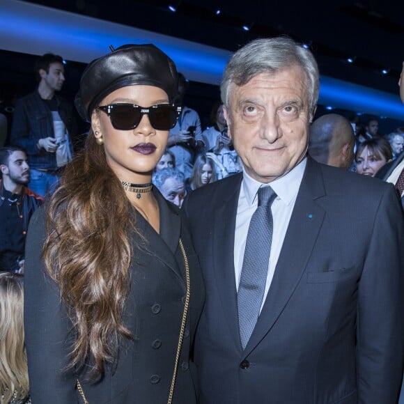 Rihanna et Sidney Toledano au Défilé de mode prêt-à-porter Automne-Hiver 2017-2018 "Christian Dior" à Paris le 3 mars 2017. © Olivier Borde / Bestimage