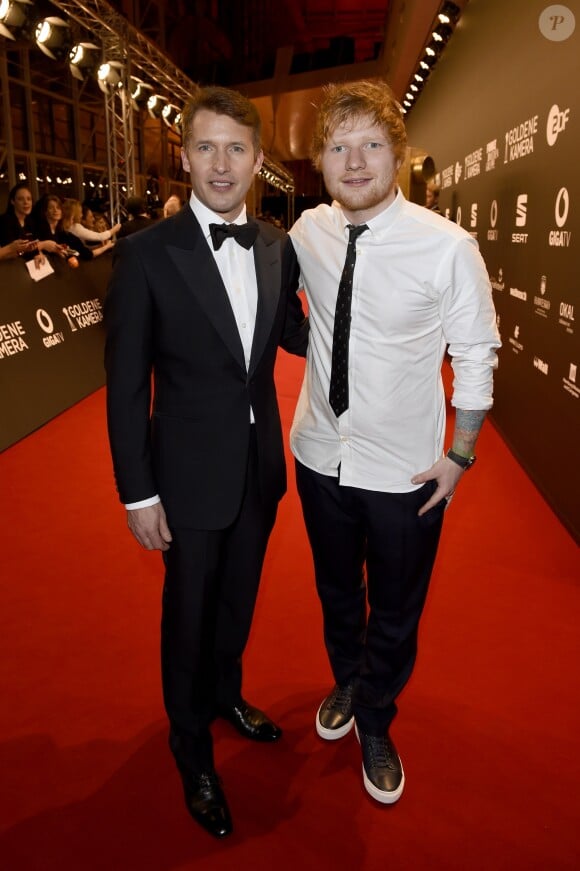 James Blunt et Ed Sheeran à la 52ème cérémonie des Goldene Kamera Awards à Hambourg le 4 mars 2017.