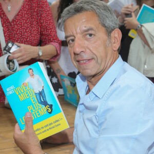 Michel Cymes - 21ème édition de la "Forêt des livres" à Chanceaux-prés-Loches le 28 aout 2016. © CVS/Bestimage