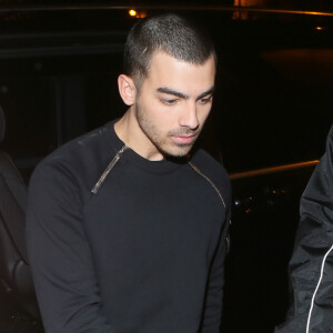 Joe Jonas - Arrivées au défilé de mode "Fenty Puma by Rihanna" à la Bibliothèque Nationale à Paris, le 6 mars 2017.