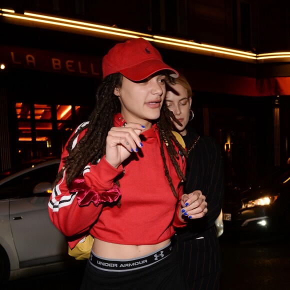 Semi-Exclusif - Sasha Lane - People à la sortie de la boîte de nuit "L'Arc" après la soirée Fenty Puma By Rihanna lors de la fashion week à Paris, le 6 mars 2017.