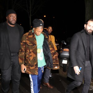 Semi-Exclusif - Pharrell Williams à la sortie de la boîte de nuit "L'Arc" après la soirée Fenty Puma By Rihanna lors de la fashion week à Paris, le 6 mars 2017.