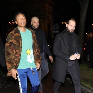 Semi-Exclusif - Pharrell Williams à la sortie de la boîte de nuit "L'Arc" après la soirée Fenty Puma By Rihanna lors de la fashion week à Paris, le 6 mars 2017.