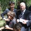 Exclusif - Najat Vallaud-Belkacem assiste à la commémoration de la mort de trois résistants tombés sous les balles allemandes le 6 août 1944, en compagnie de son mari Boris Vallaud et de leurs deux enfants, à Toulouges dans le Gers, durant ses vacances dans les Landes. Le 6 Aout 2016. © Patrick Bernard-Christophe de Prada / Bestimage