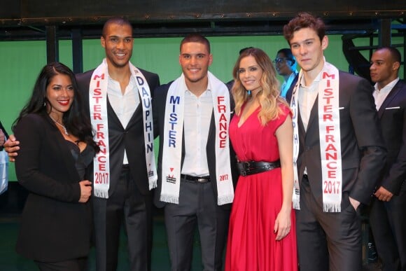 Ayem Nour, Eloy Pechier (Mister France 2017), Cédric (1er Dauphin), Clara Morgane, Alexis (2ème dauphin) - Election de Mister France 2017 au théâtre Palace à Paris, France, le 14 mars 2017. © CVS/Bestimage