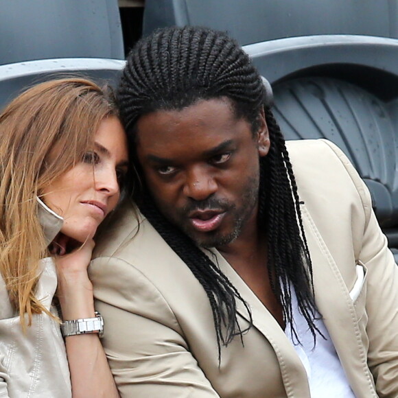 Anthony Kavanagh et sa femme Alexandra - People dans les tribunes des Internationaux de France de tennis de Roland Garros à Paris. Le 31 mai 2015.