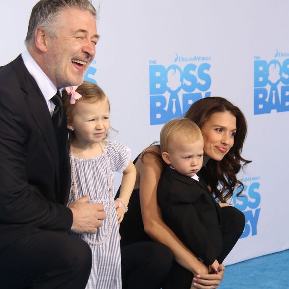 Alec Baldwin avec sa femme Hilaria Baldwin et ses enfants Carmen et Rafael à la première de  ''Boss Baby'' à AMC Loew's Lincoln Square à New York, le 20 mars 2017 © Sonia Moskowitz/Globe Photos via Zuma/Bestimage