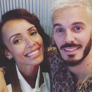 Sonia Rolland pose avec M. Pokora après sa deuxième date au Zénith de Paris, le 22 mars 2017.