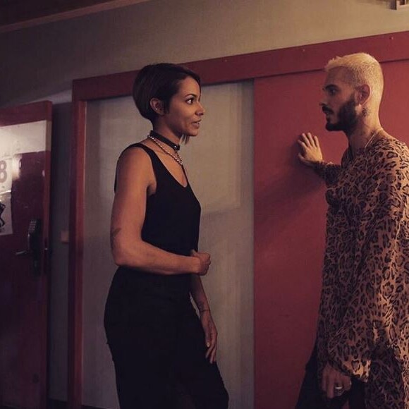 Shy'm avec M.Pokora, dans les coulisses de son concert au Zénith de Paris le 22 mars 2017.
