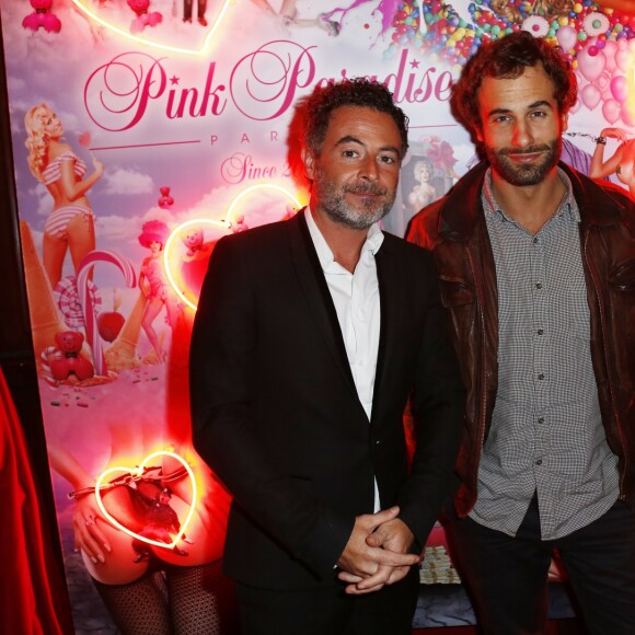 Sebastien Knafo, Bartholomew Boutellis - Soirée des 15 ans du célèbre club parisien "Le Pink Paradise" à Paris le 23 mars 2017.