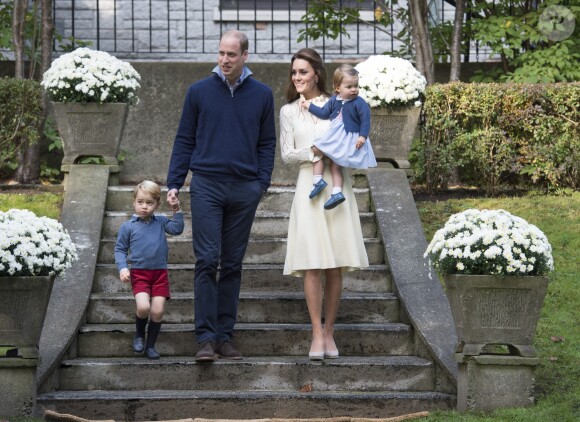Le prince George de Cambridge en famille lors d'une fête pour enfants le 29 septembre 2016 à la Maison du Gouvernement à Victoria au Canada.