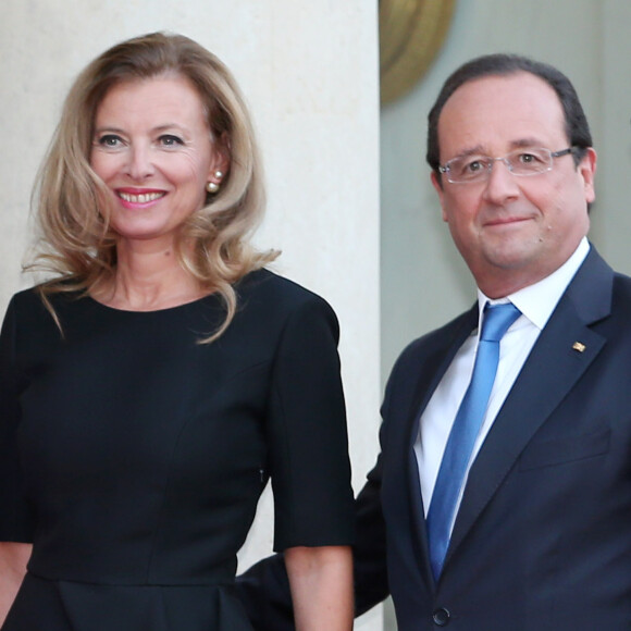 Francois Hollande et Valerie Trierweiler - Diner en l'honneur de Mr Joachim Gauck president federal d'Allemagne au palais de l'Elysee a Paris le 3 septembre 2013.