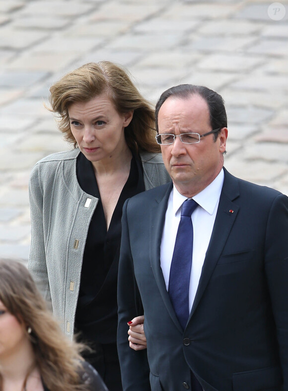 Valerie Trierweiler, Francois Hollande - Obseques de Pierre Mauroy aux Invalides a Paris le 11 juin 2013. 