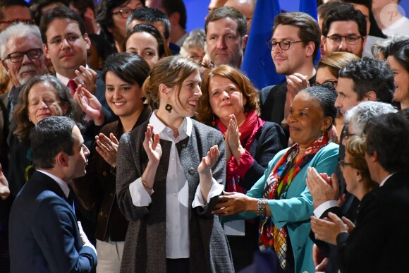 Gabrielle Guallar, la compagne de Benoit Hamon, assiste au meeting de Bercy à l'AccorHotels Arena à Paris, France, le 19 mars 2017.